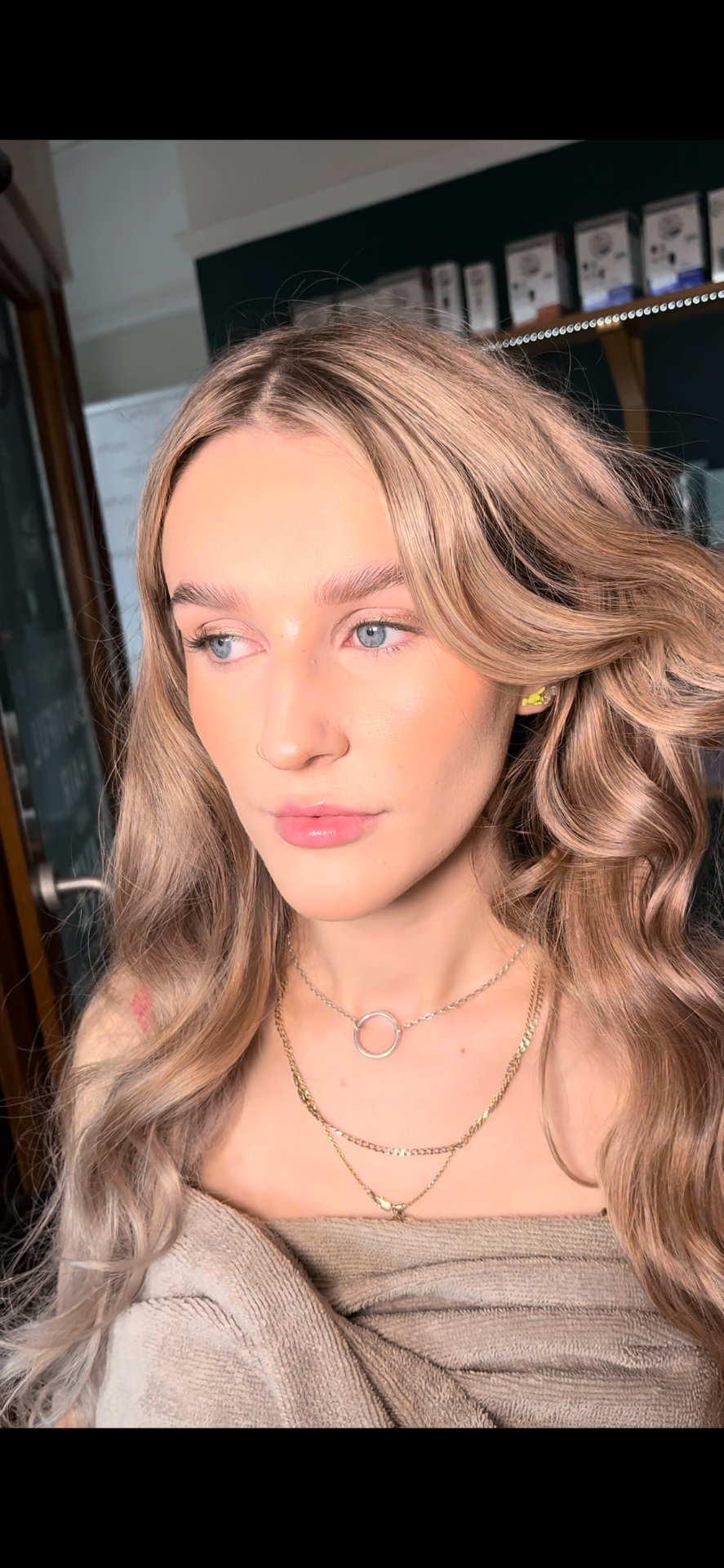Glowing occasion makeup
